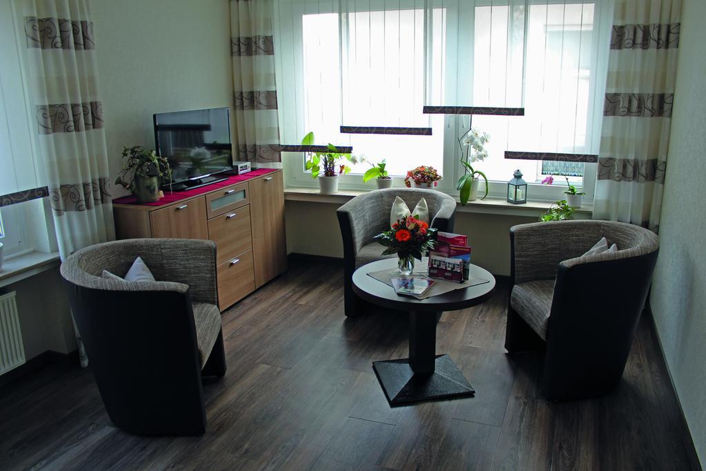 Pension Haus Waldfrieden, Meinecardplus Inklusive Віллінген Екстер'єр фото