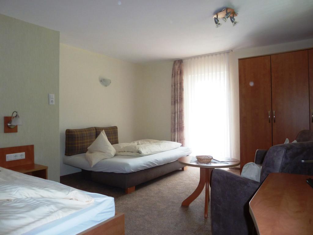 Pension Haus Waldfrieden, Meinecardplus Inklusive Віллінген Екстер'єр фото